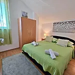 Apartamento Moni 2