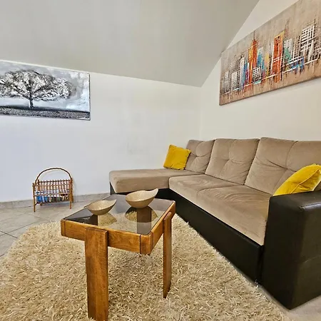 Apartamento Moni 2