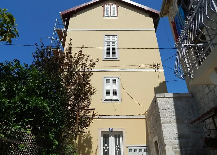 Moni 2 Lägenhet Split